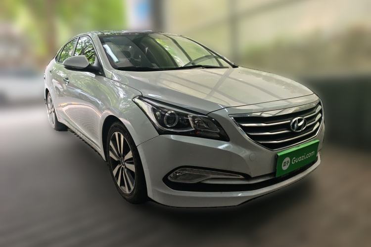 Used Hyundai Mistra 2016 1.8L Automatic Deluxe DLX Model Front Right 45 Deg