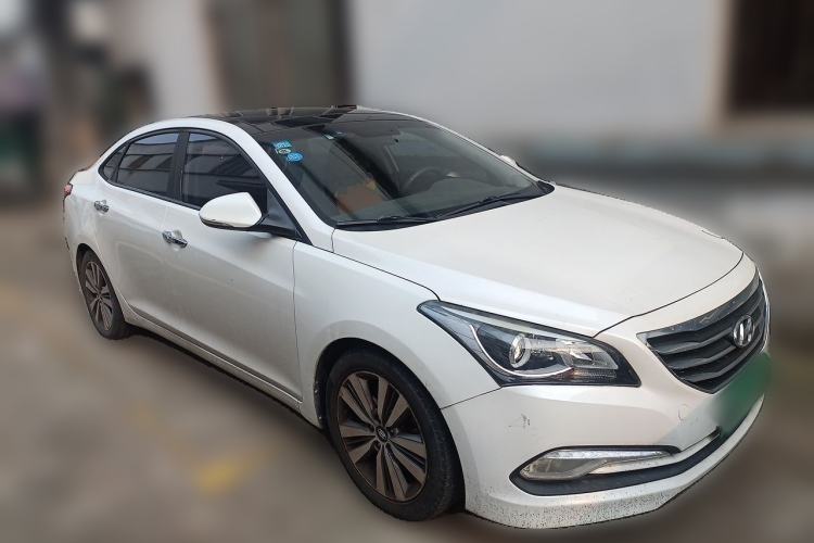 Used Hyundai Mistra 2016 1.8L Automatic Deluxe DLX Model Front Right 45 Deg