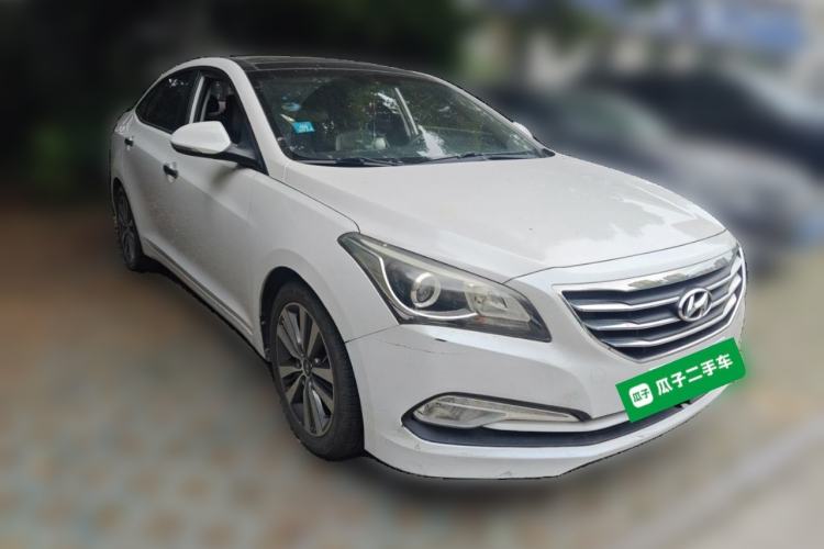Used Hyundai Mistra 2016 1.8L Automatic Smart GLS Front Right 45 Deg