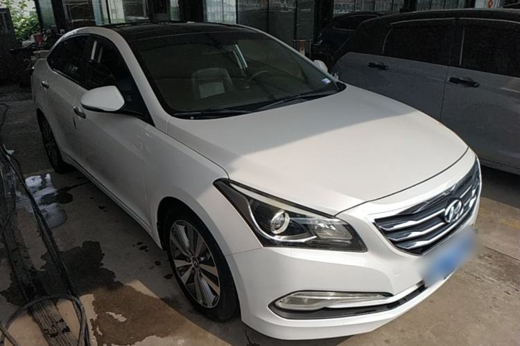 Used Hyundai Mistra 2016 1.8L Automatic Smart GLS Front Right 45 Deg