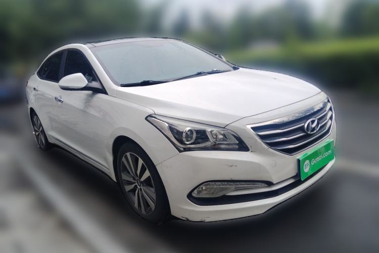 Used Hyundai Mistra 2016 1.8L Automatic Smart GLS Front Right 45 Deg