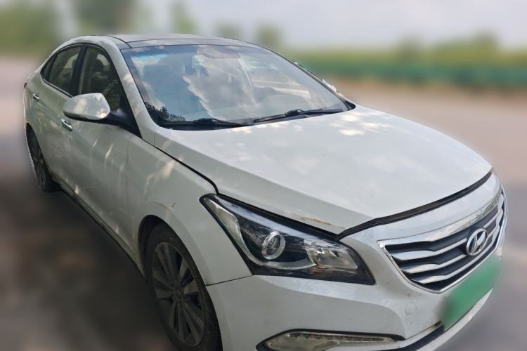 Used Hyundai Mistra 2016 1.8L Automatic Smart GLS Front Right 45 Deg