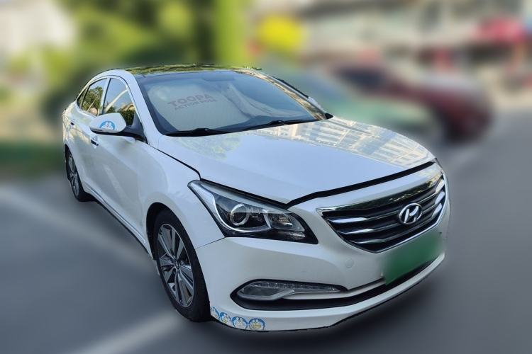 Used Hyundai Mistra 2016 1.8L Automatic Deluxe DLX Model Front Right 45 Deg