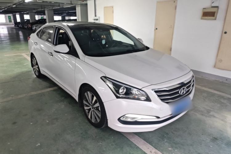 Used Hyundai Mistra 2016 1.8L Automatic Smart GLS Front Right 45 Deg