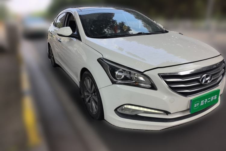 Used Hyundai Mistra 2016 1.8L Automatic Deluxe DLX Model Front Right 45 Deg