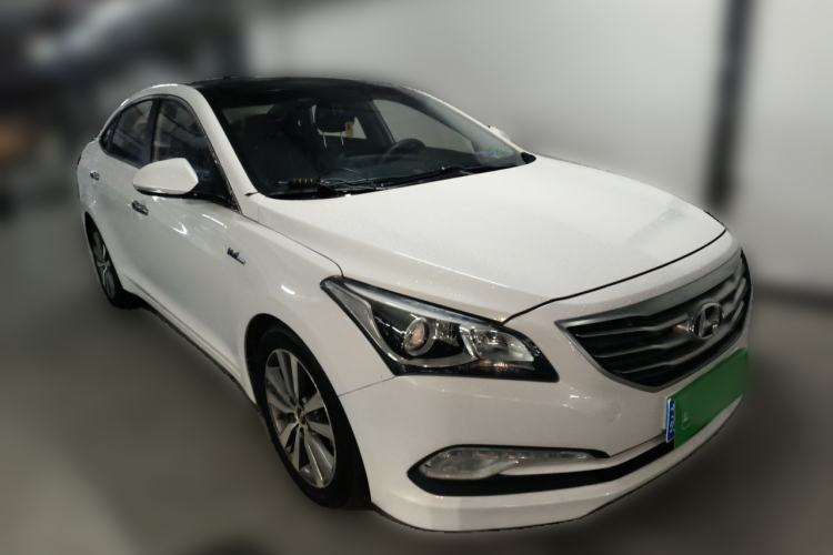 Used Hyundai Mistra 2016 1.6T Automatic Smart GLS Front Right 45 Deg