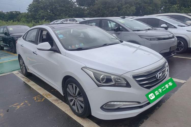 Used Hyundai Mistra 2016 1.8L Automatic Deluxe DLX Model Front Right 45 Deg