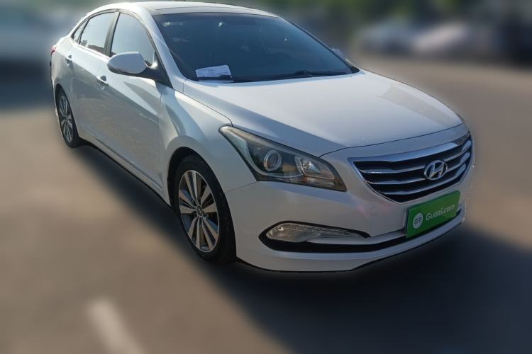 Used Hyundai Mistra 2016 1.8L Automatic Smart GLS Front Right 45 Deg