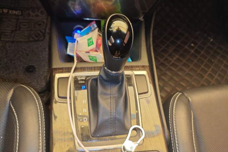 Used Hyundai Mistra 2016 1.6T Automatic Smart GLS Gear Lever