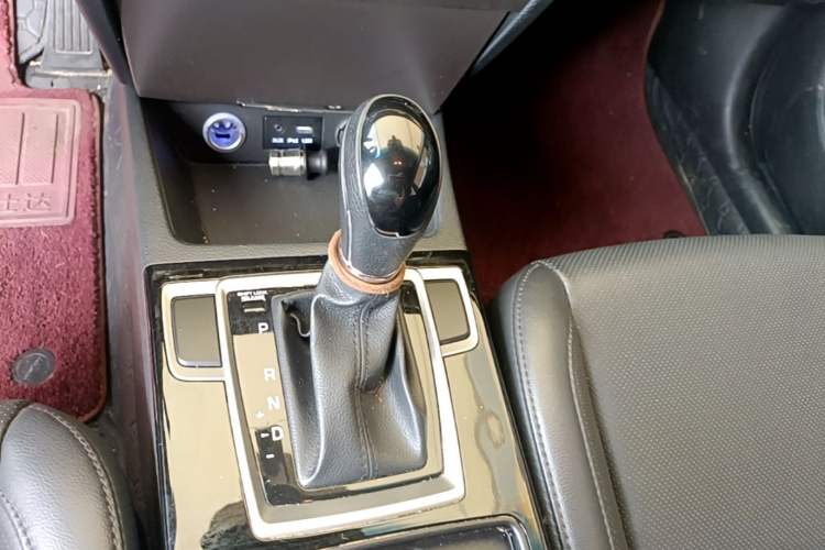 Used Hyundai Mistra 2016 1.8L Automatic Smart GLS Gear Lever