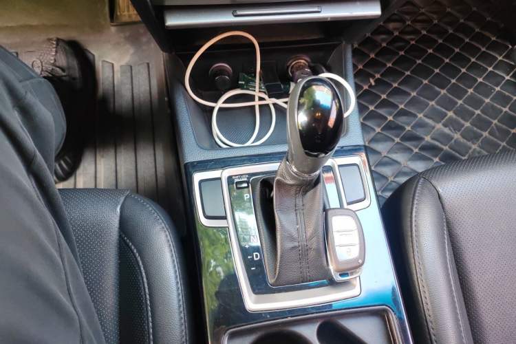 Used Hyundai Mistra 2016 1.8L Automatic Deluxe DLX Model Gear Lever