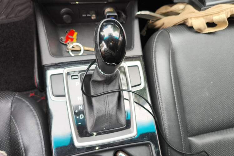 Used Hyundai Mistra 2016 1.8L Automatic Smart GLS Gear Lever