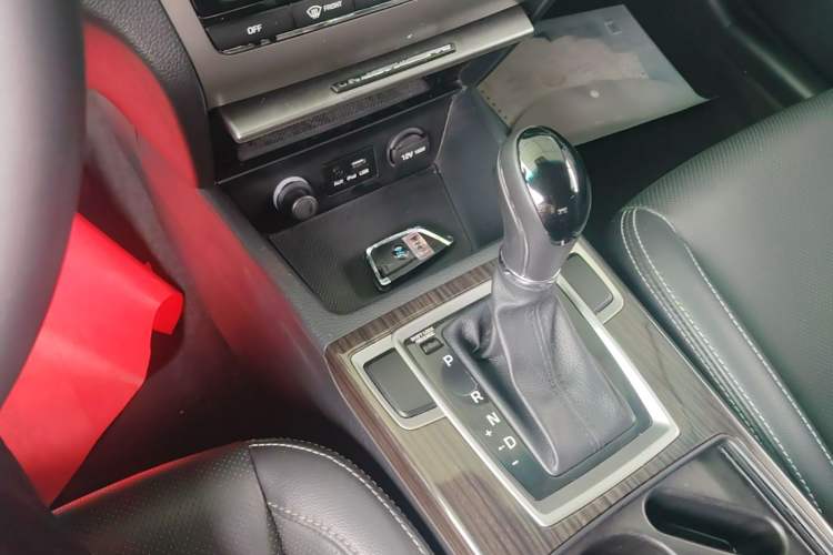 Used Hyundai Mistra 2016 1.6T Automatic Flagship TOP Model Gear Lever