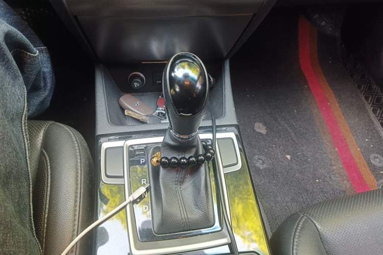 Used Hyundai Mistra 2016 1.8L Automatic Deluxe DLX Model Gear Lever