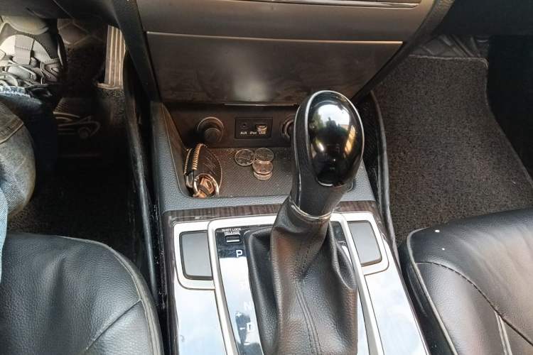 Used Hyundai Mistra 2016 1.6T Automatic Smart GLS Gear Lever