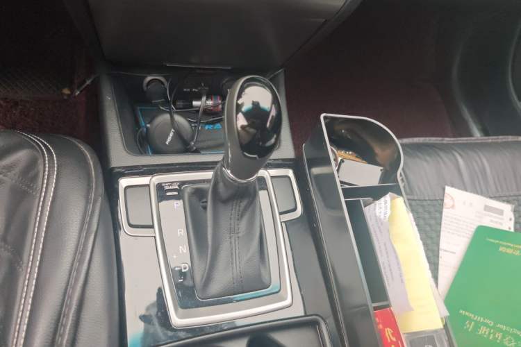 Used Hyundai Mistra 2016 1.8L Automatic Deluxe DLX Model Gear Lever