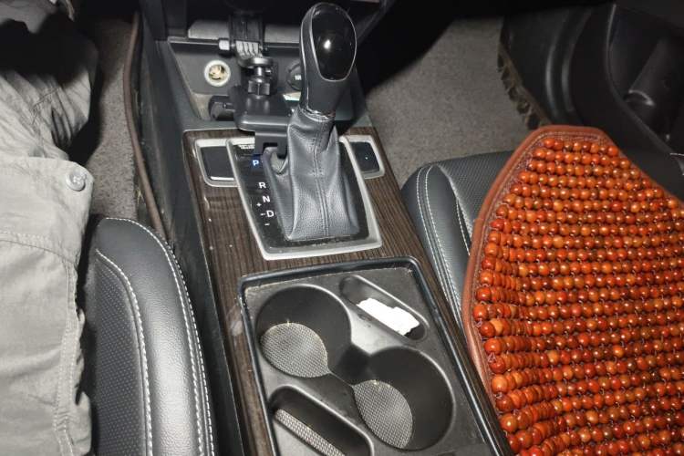 Used Hyundai Mistra 2016 1.6T Automatic Smart GLS Gear Lever