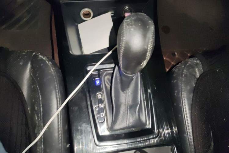 Used Hyundai Mistra 2016 1.8L Automatic Smart GLS Gear Lever