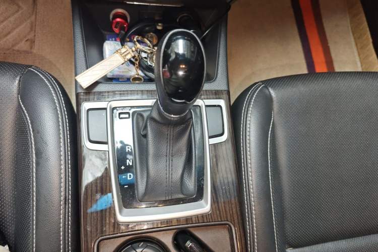 Used Hyundai Mistra 2016 1.6T Automatic Smart GLS Gear Lever
