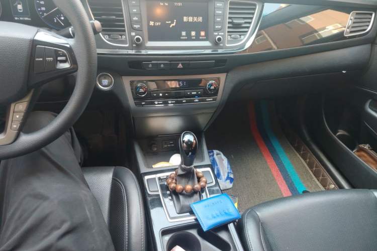 Used Hyundai Mistra 2016 1.8L Automatic Smart GLS Gear Lever