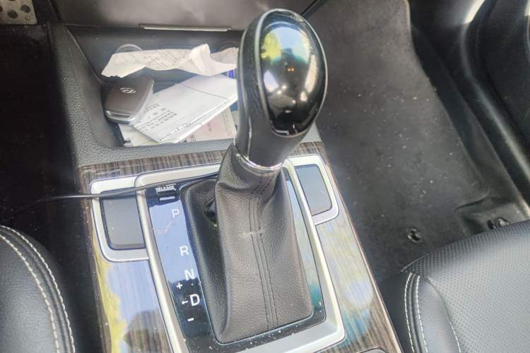 Used Hyundai Mistra 2016 1.6T Automatic Smart GLS Gear Lever