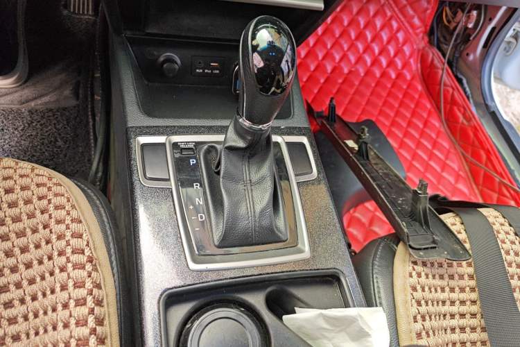Used Hyundai Mistra 2016 1.8L Automatic Smart GLS Gear Lever