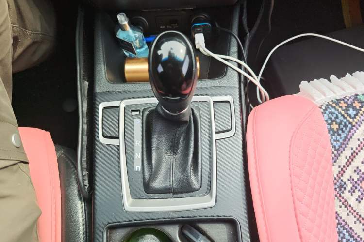 Used Hyundai Mistra 2016 1.8L Automatic Smart GLS Gear Lever