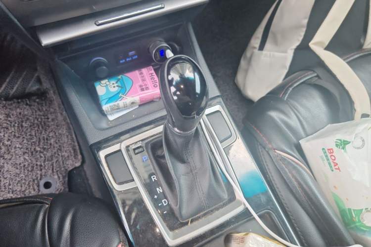 Used Hyundai Mistra 2016 1.8L Automatic Smart GLS Gear Lever