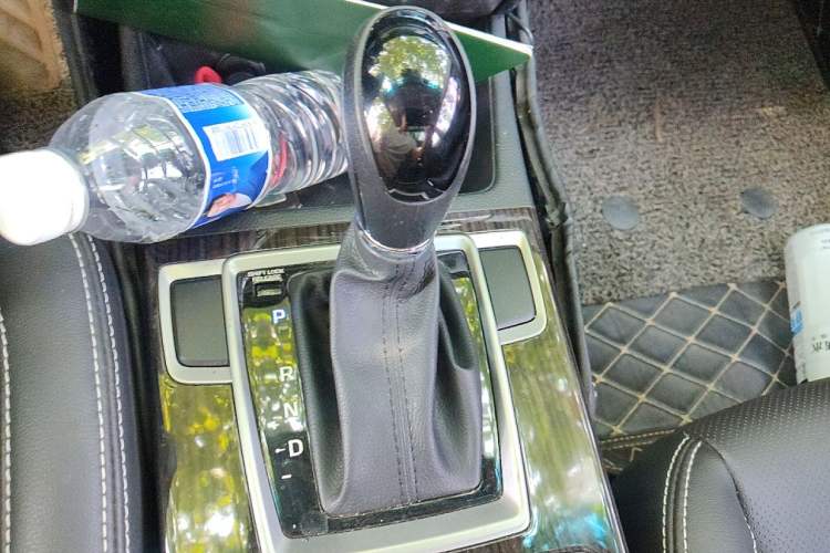Used Hyundai Mistra 2016 1.6T Automatic Smart GLS Gear Lever
