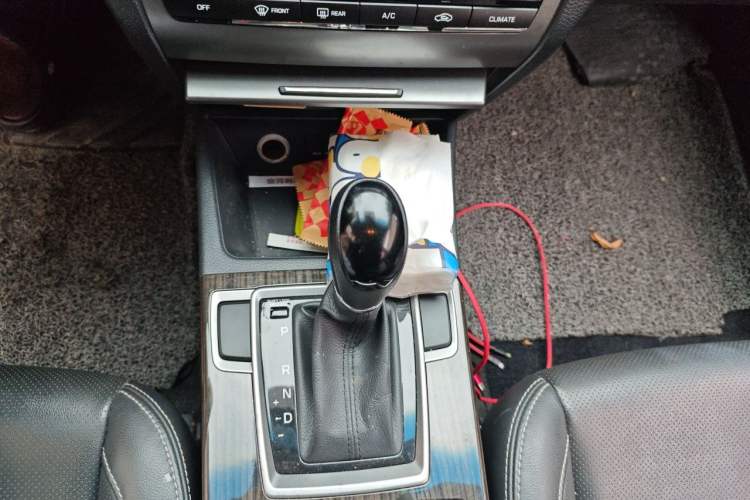 Used Hyundai Mistra 2016 1.6T Automatic Smart GLS Gear Lever