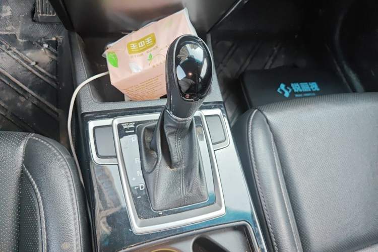 Used Hyundai Mistra 2016 1.8L Automatic Smart GLS Gear Lever