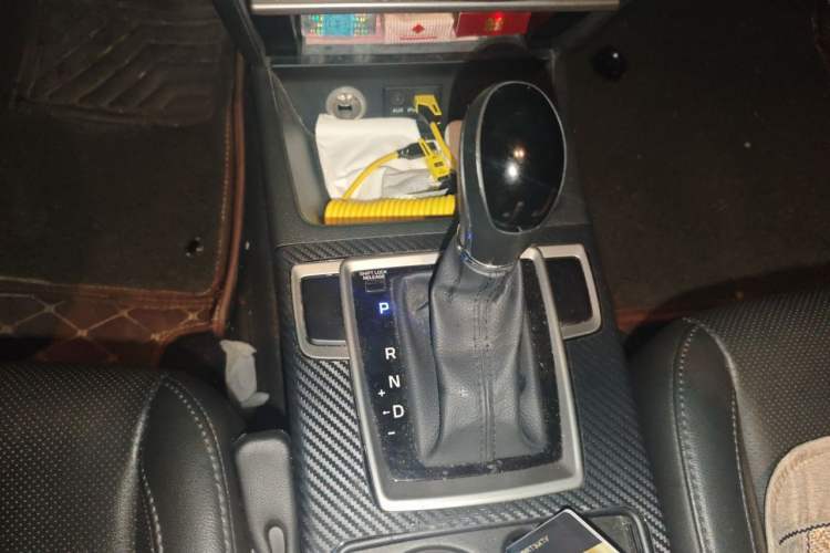 Used Hyundai Mistra 2016 1.8L Automatic Smart GLS Gear Lever