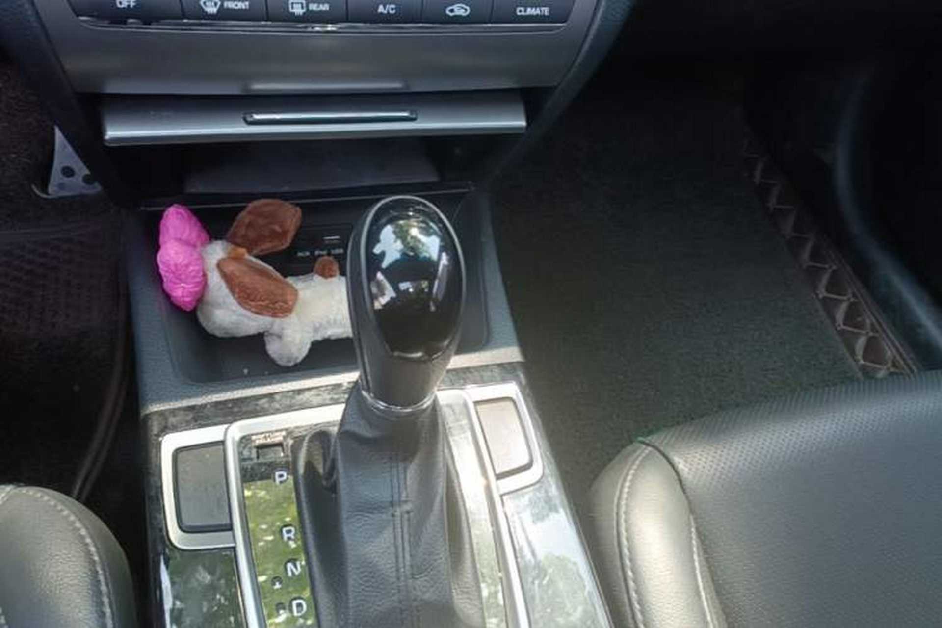 Used Hyundai Mistra 2016 1.8L Automatic Smart GLS Gear Lever