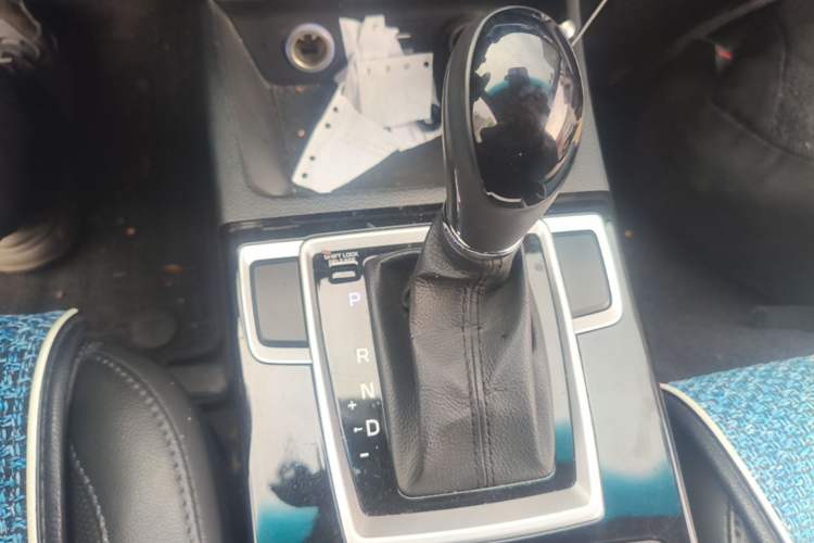 Used Hyundai Mistra 2016 1.8L Automatic Deluxe DLX Model Gear Lever