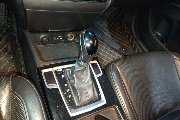Used Hyundai Mistra 2016 1.8L Automatic Smart GLS Gear Lever