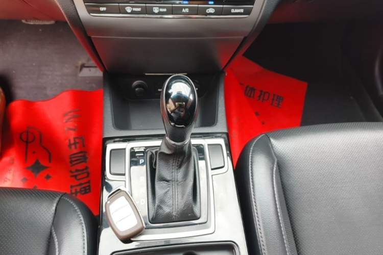 Used Hyundai Mistra 2016 1.8L Automatic Smart GLS Gear Lever