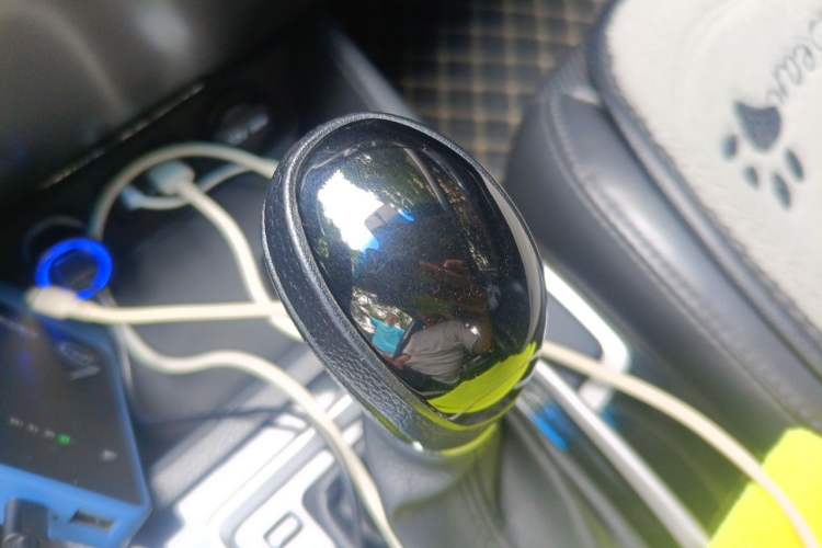 Used Hyundai Mistra 2016 1.8L Automatic Smart GLS Gear Lever