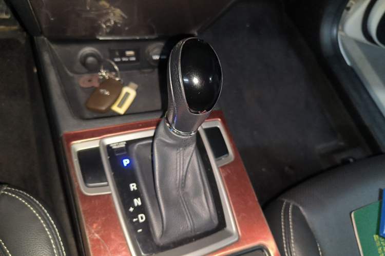 Used Hyundai Mistra 2016 1.6T Automatic Smart GLS Gear Lever