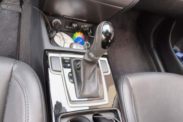 Used Hyundai Mistra 2016 1.8L Automatic Deluxe DLX Model Gear Lever