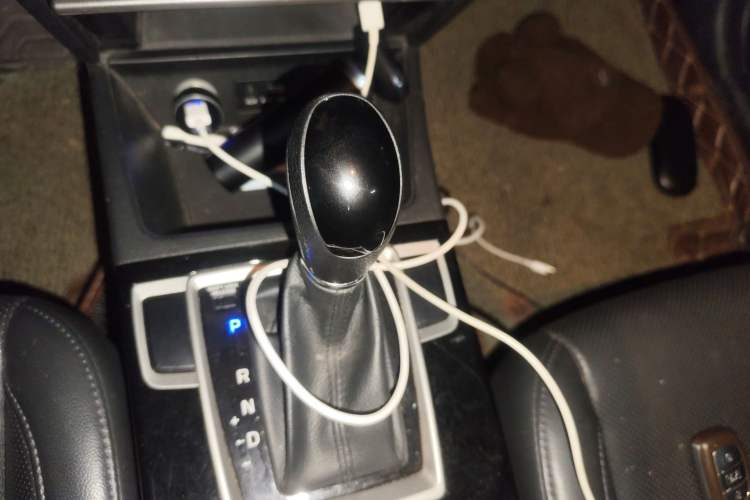 Used Hyundai Mistra 2016 1.8L Automatic Smart GLS Gear Lever