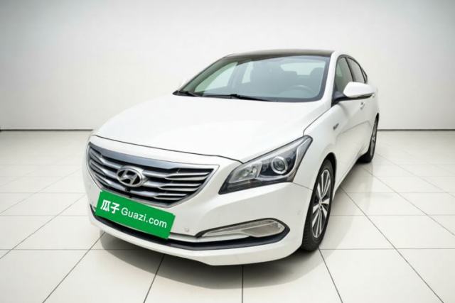 Ojetý Hyundai Mistra 2016 1.6T Automatic Smart GLS