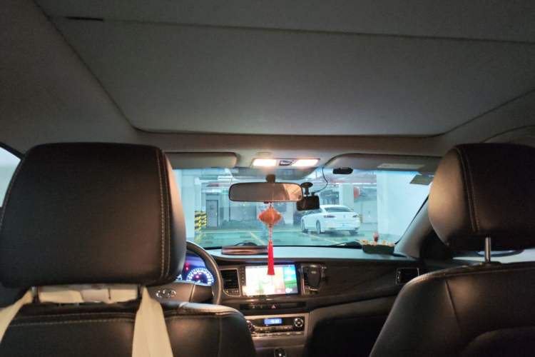 Used Hyundai Mistra 2016 1.6T Automatic Smart GLS Headliner