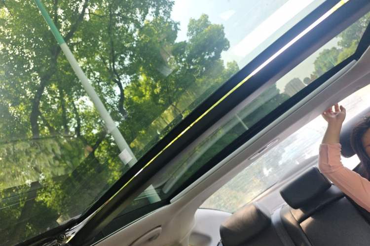 Used Hyundai Mistra 2016 1.8L Automatic Deluxe DLX Model Headliner