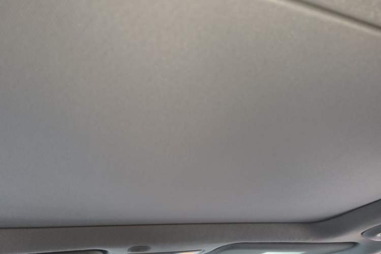 Used Hyundai Mistra 2016 1.8L Automatic Smart GLS Headliner
