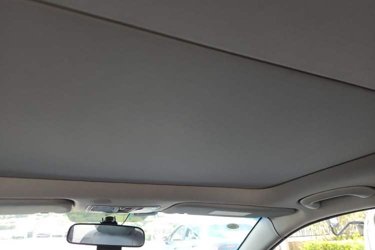 Used Hyundai Mistra 2016 1.8L Automatic Smart GLS Headliner