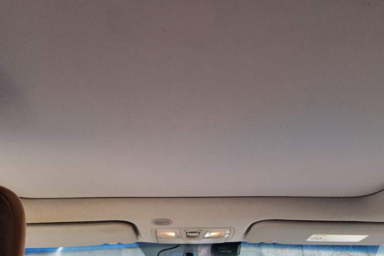 Used Hyundai Mistra 2016 1.8L Automatic Smart GLS Headliner