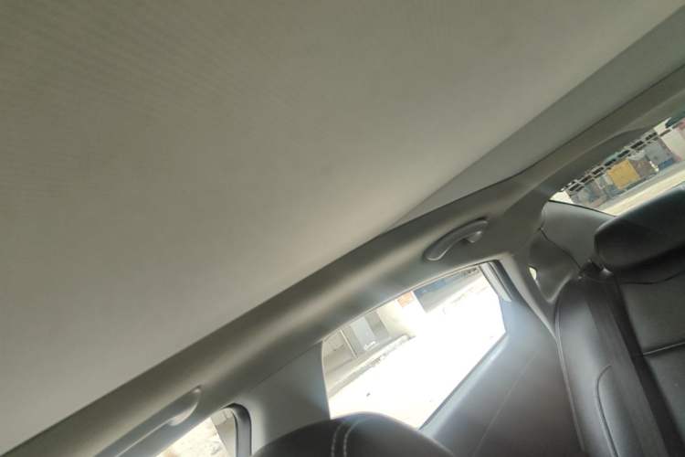 Used Hyundai Mistra 2016 1.6T Automatic Smart GLS Headliner