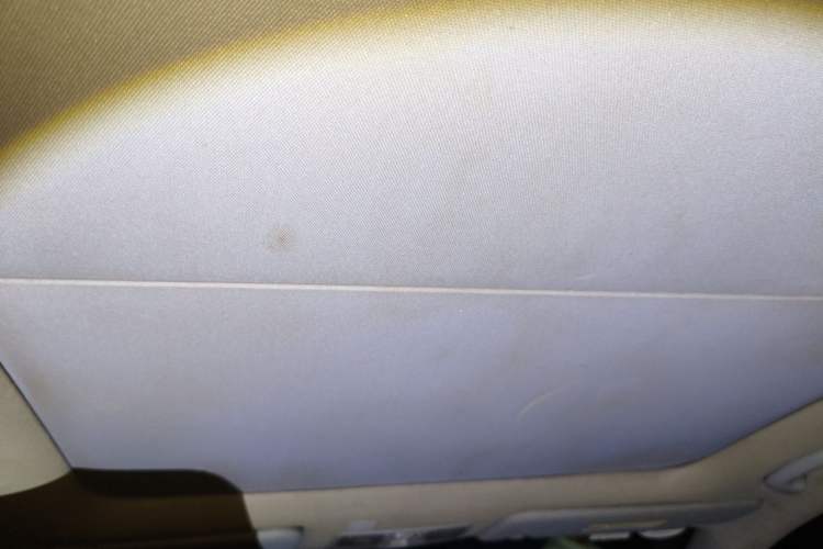 Used Hyundai Mistra 2016 1.8L Automatic Smart GLS Headliner