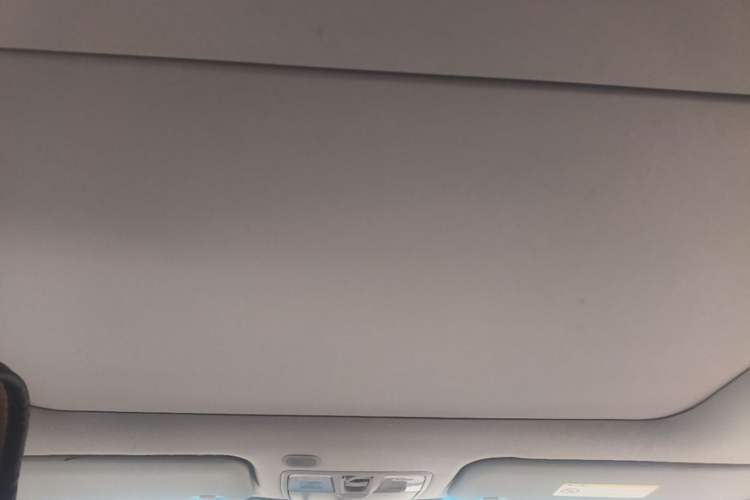 Used Hyundai Mistra 2016 1.8L Automatic Deluxe DLX Model Headliner