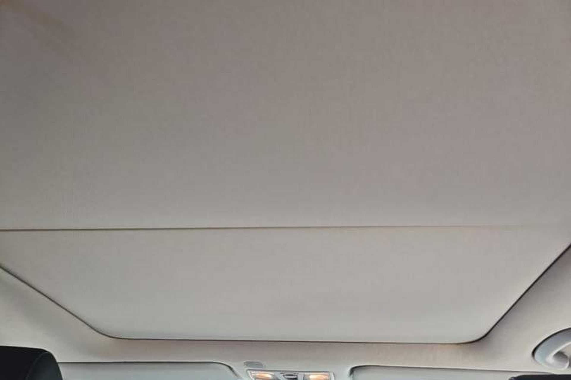 Used Hyundai Mistra 2016 1.8L Automatic Smart GLS Headliner